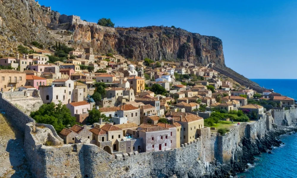 Φωτιά σε δάσος της Μονεμβασιάς